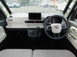 コックピット全景