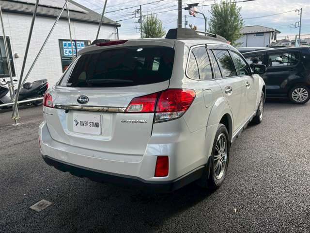 定休日はございません！営業時間10：00~12：00、13：00~19：00！いつでもお気軽にお問い合わせください！JR青梅線中神駅より徒歩約5分。