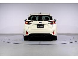 バックが苦手な方も安心なバックカメラに後退時ブレーキアシストなど装備！