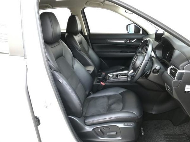 【運転席10Wayパワーシート＆ドライビングポジションメモリー機能】運転手にあったシートパターン設定可能です。
