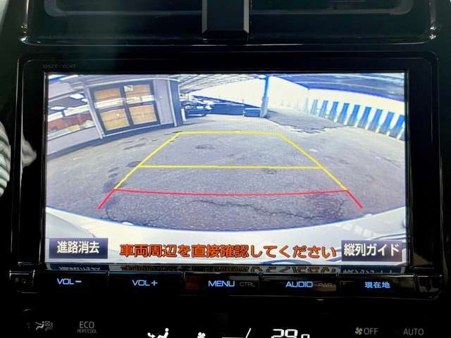バックカメラ搭載しています。バックが苦手な方も駐車が楽々行えます。