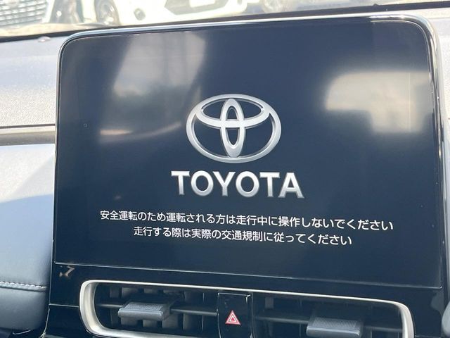 【10.5インチ　ディスプレイオーディオ】大画面のディスプレイはAppleCarPlayやAndroidAutoが利用可能。大きな画面でスマホナビアプリ等が利用いただけます♪