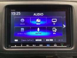 ワイド画面のナビゲーションはフルセグTV、インターナビ対応のGathers純正メモリーナビを搭載しています。Bluetoothオーディオ機能がありますので、スマートフォンなどの音楽も再生できます。