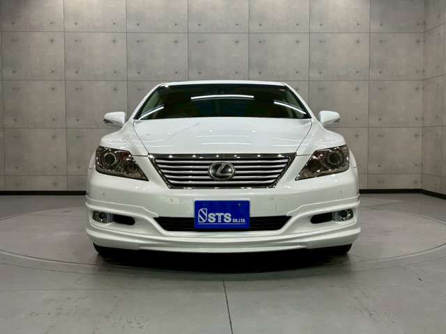 ムーンルーフ　社外エアロ　マークレビンソン　ベージュレザーシート　パワーシート　全席シートヒーター＆ベンチレーション　純正ナビ　フルセグTV　リアカメラ　フリップダウン　純正19AW　クルコン　ETC