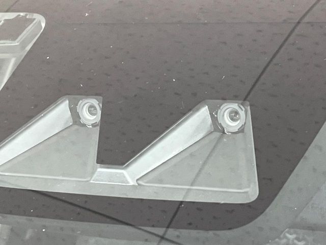 【スマートアシスト】走行中に前方の車両等を認識し、衝突しそうな時は警報とブレーキで衝突回避と被害軽減をアシスト。より安全にドライブをお楽しみいただけます。