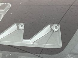 【スマートアシスト】走行中に前方の車両等を認識し、衝突しそうな時は警報とブレーキで衝突回避と被害軽減をアシスト。より安全にドライブをお楽しみいただけます。