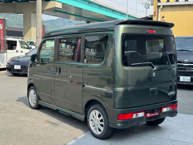KSファクトリーハイエース福岡店　ハイエース専門店　ハイエース　コンプリートカー　パーツ販売　　福祉車両　キャンピングカー　　ローダウン　リフトアップなど様々なカスタムが可能です。車中泊　アウトドア