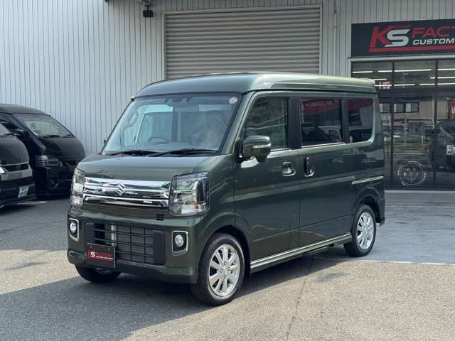 他の車両も多数在庫中！ハイエース　コンプリートカー　パーツ販売　　福祉車両　キャンピングカー　　ローダウン　リフトアップなど様々なカスタムが可能です。車中泊　アウトドア