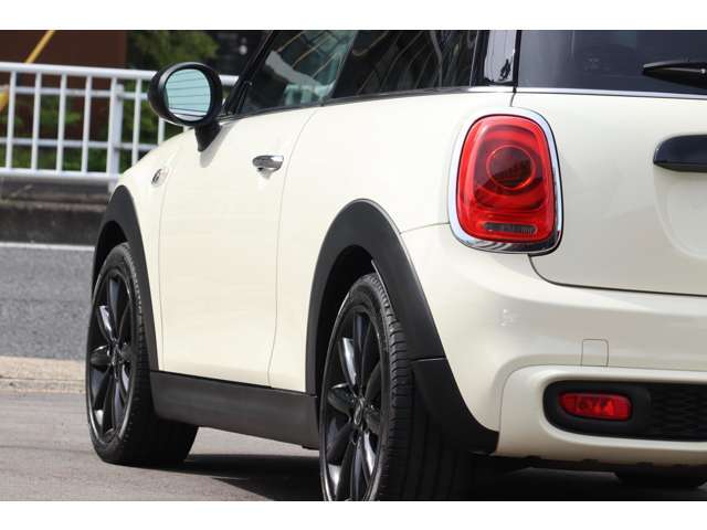 お車の買取もお任せください！！国産車、輸入車問わず高価買取実施中！！大手にも負けない自信の査定！！是非一度無料査定お試しください！！080-4226-4455までご連絡ください！！