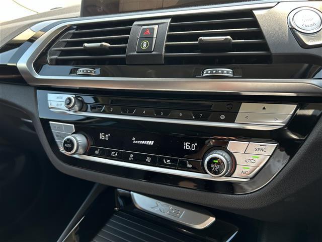 【エアコン】『エアコン装備』の画像になります。暑い夏でも寒い冬でも、車内に快適な空気を届けるので、いつでも快適な車内空間を創り上げます！