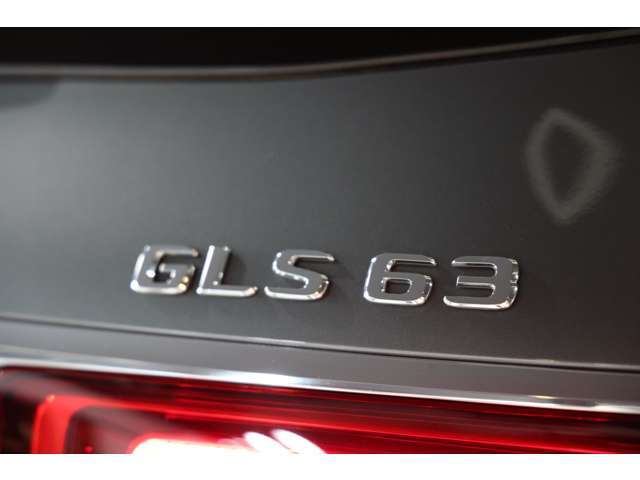 リヤGLS63エンブレム