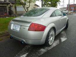 外装、内装も大変きれいです。