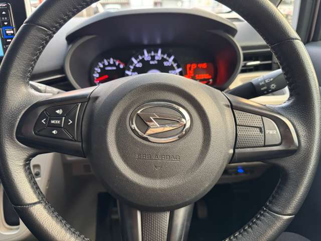 ステアリングスイッチ