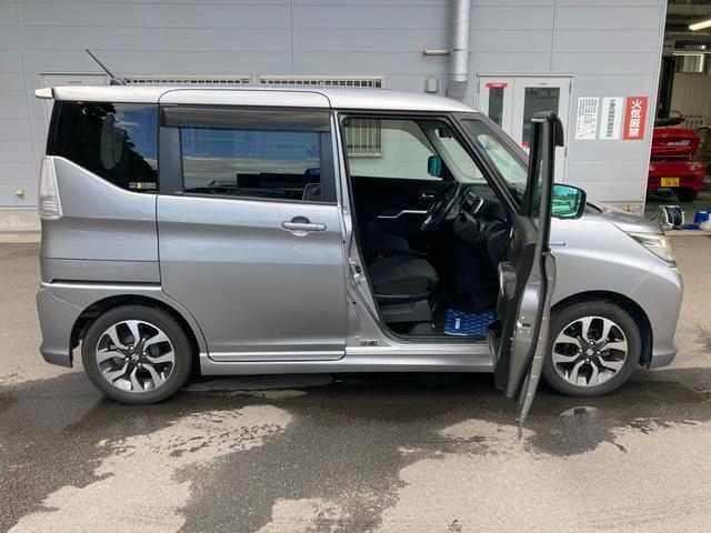 ドア開口部は広々としているので乗り降りしやすいです♪