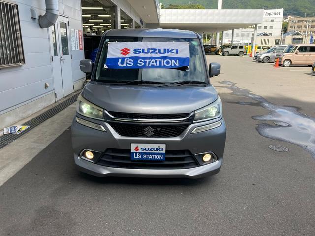 車体色　プレミアムシルバーメタリック