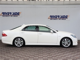 神奈川でお車を探すなら リバーサイド 。当店では在庫数800台展示中となります。残価設定型ゴジュッパローンをメインで販売しており月々のお支払いをお安く高年式車を乗りたい方へ是非ご検討ください。