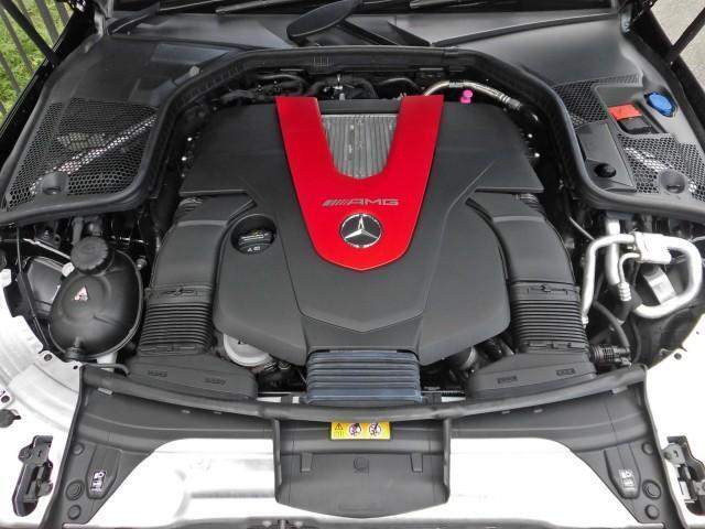 V6　3000ccツインターボエンジンは快調で余裕の走りを生み出します！