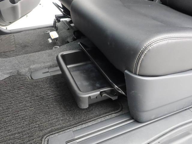 納車の前にはエンジンオイル、オイルエレメント、エアクリーナー、クーラント、バッテリー、ワイパーゴムのチェックまたは交換を行います！