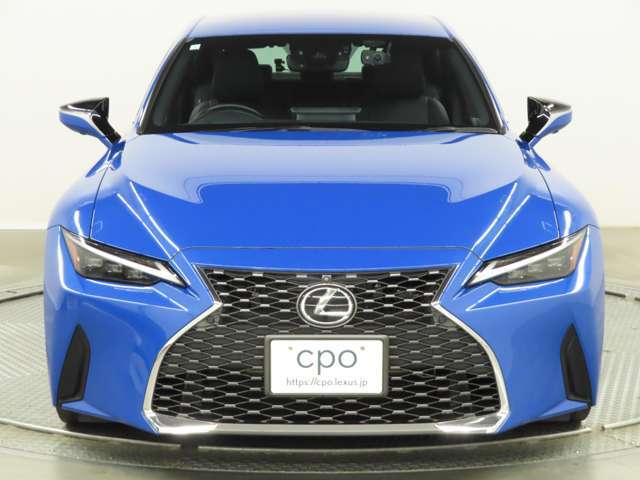 正面からの外装の画像です