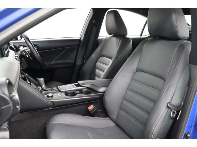 助手席側からの画像です。