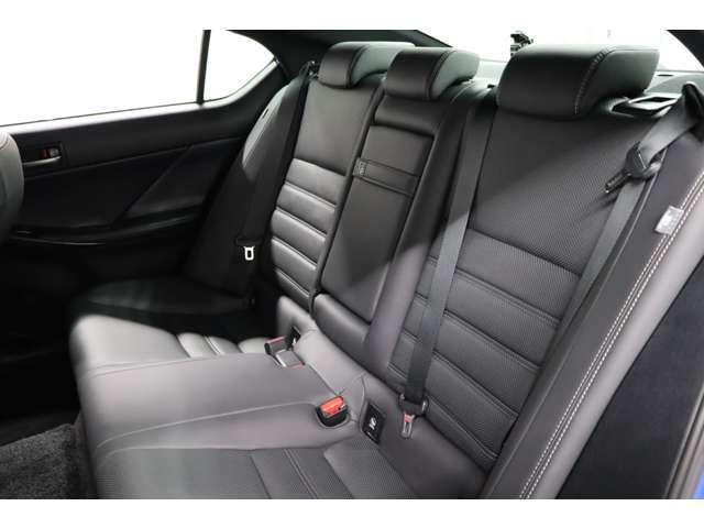 リヤシートの画像です