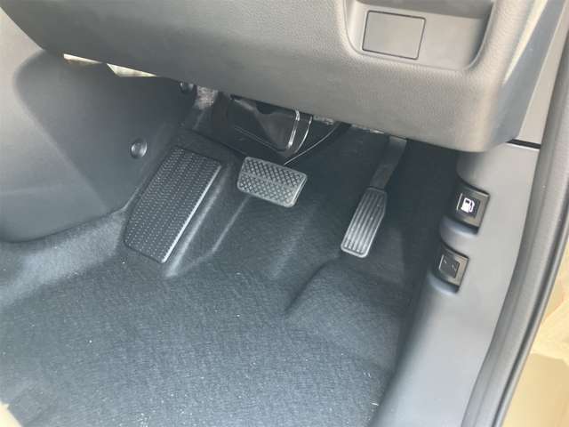 ご覧いただきありがとうございます♪気になったお車がありましたらお気軽にお電話をください！