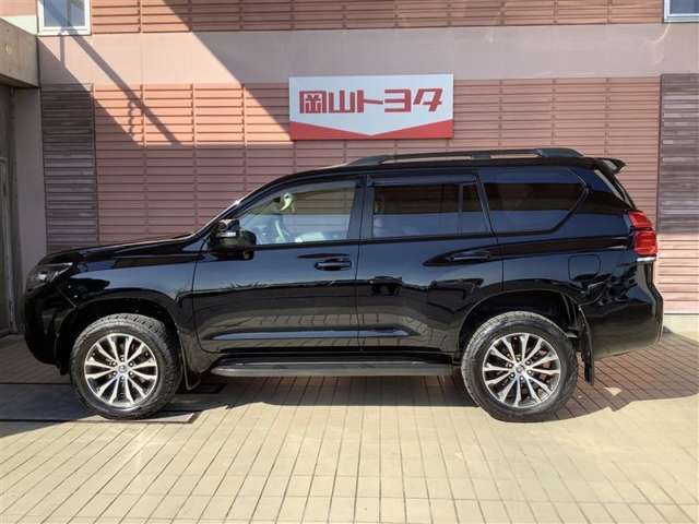 当店は、トヨタディ-ラ-として高品質な中古車を多数取り揃えております！
