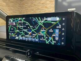 【純正メーカーナビ】装備でフルセグTV視聴やBluetooth等充実装備。