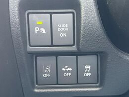 【スズキ　セーフティサポート】走行中に前方の車両等を認識し、衝突しそうな時は警報とブレーキで衝突回避と被害軽減をアシスト。より安全にドライブをお楽しみいただけます。