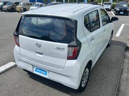 全国に店舗を展開しているのでどこでもお取り寄せが可能です！この車が気になるけど遠方だから・・・と諦める必要はありません！※別途陸送費が必要です。