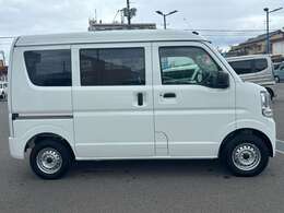 当店中古車は比較的状態の良い車を厳選しております。