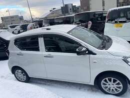車検・鈑金・塗装・ポリマー加工・ルームクリーニング・点検・整備・カー用品など、おクルマの事なら全てお任せください！自社工場で全てコンプリートできます。