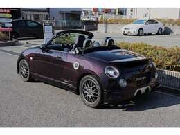 ダイハツエキスパートセンターで、一台一台手作りで作られております♪