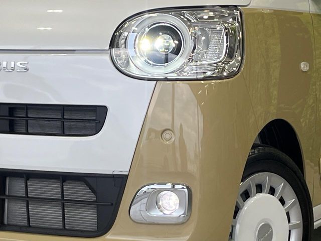 【LEDヘッドライト】悪天候や夜間走行時も良好な視界を確保し安心して運転できる高輝度LEDヘッドライトを装備！点灯速度が早く、消費電力も抑えられています。
