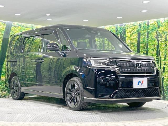 大好評のボディコーティング「弾スプラッシュコート」もご納車までに施工可能。通常のガラスコートと異なる、耐久年数6年の無機質ガラスコーティングが、ボディをキレイな状態に保ってくれます。