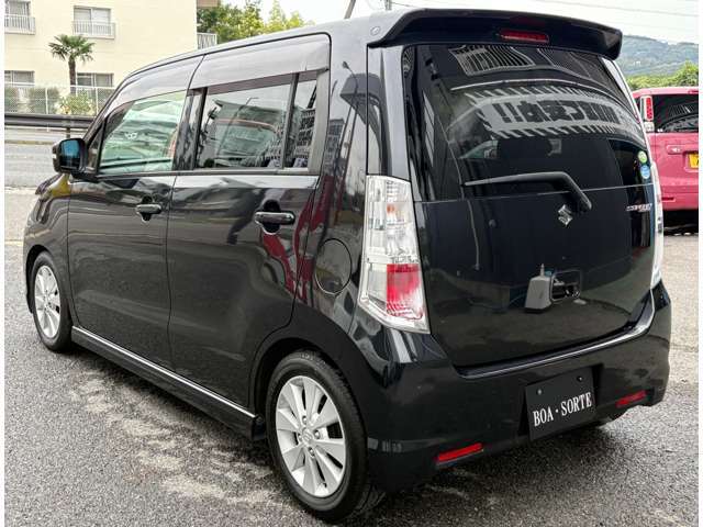 【末永いお付き合い】当社は『売って終わり』ではございません。販売はお客様とのお付き合いのスタートだと考えます。販売後も、定期メンテナンス・車検・追加カスタム・各種OP取り付け等、何でもご相談下さい！