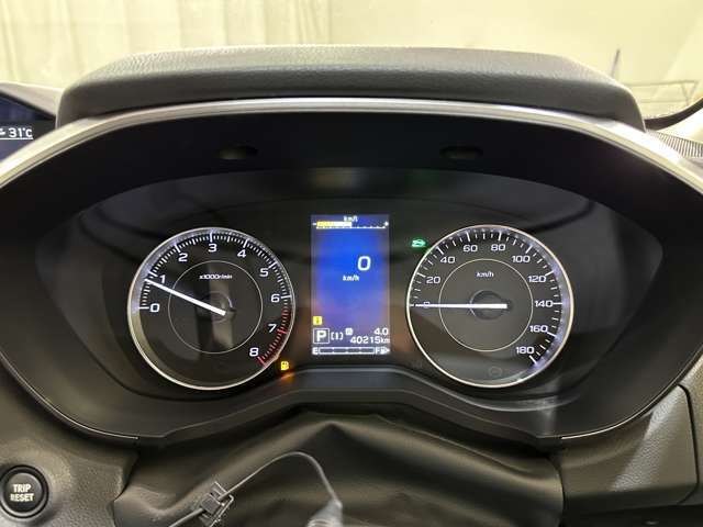 お近くの方はぜひご来店を♪　車検付のお車はご試乗も可能ですので装備や状態をしっかりとご確認頂けます。