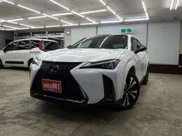 気持ち良く新しいカーライフがスタートできます様全車内外装クリーニングを実施しております。