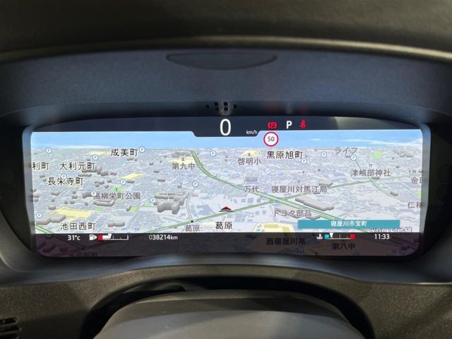 ◆インタラクティブドライバーディスプレイ『フルスクリーンの3Dマップの表示が行えます。』XEのドライビングの喜びを一層高める機能です。