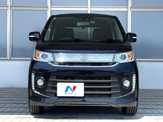 弊社では、全車『修復歴なし』のお車のみ取り扱っております。専任バイヤーによる厳選した仕入れの後、入庫後の車両チェックを行い、ネクステージが認定した高品質な中古車をご提供しております。