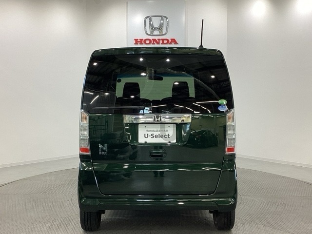 【Honda認定中古車 U-Select】　は3つの安心をお約束します。　1　Hondaのプロが整備した安心。 2　第三者機関がチェックした安心。　3　購入後もHondaが保証する安心。