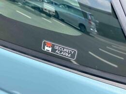 ダイハツ認定中古車取扱いの正規ディーラー店舗となります。メーカー保証はもちろん中古車保証も全国最寄りのダイハツ正規ディーラーにてご利用いただけます（一部除く）