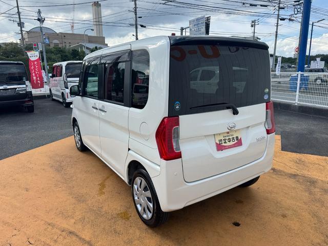 リヤドア・リヤクォーター・バックドアウィンドウにスモークドガラスを採用