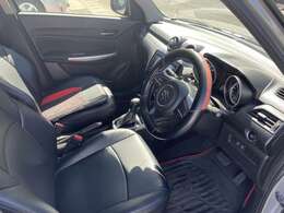 禁煙車のワンオーナーなので内装も綺麗です！