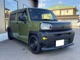 フロントフェイスは他の車と比べても大きく変わっており、目立つこと間違いなし。ローダウンされておりますが車高調ですので車高の調整も可能です。