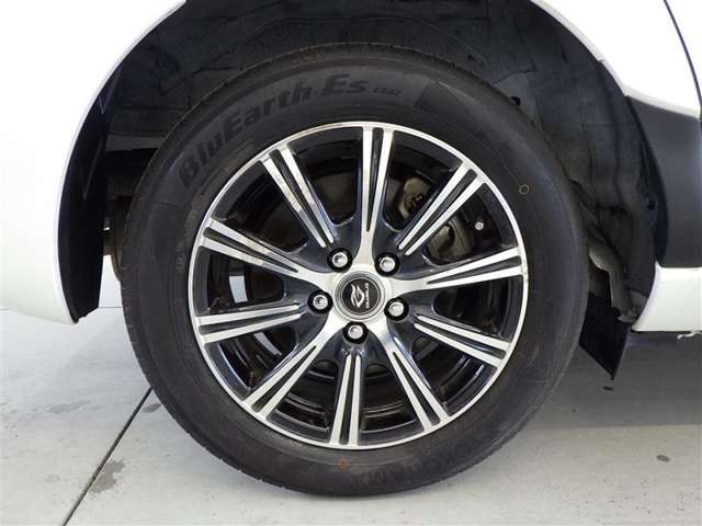 トヨタ認定中古車保証付！（1年間、距離無制限　HV車はHV保証付）　別途延長保証もご用意しております♪　ぜひ現車を確認にご来店ください