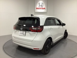 Honda認定中古車 U-Selectは3つの安心をお約束します。　1　Hondaのプロが整備した安心。 2　第三者機関がチェックした安心。　3　購入後もHondaが保証する安心。