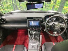 グループ総在庫数約30，000台！！全国の系列店からメーカー・車種問わずご紹介出来るので、あなたにピッタリのお車が見つかるはずです♪まずはお問い合わせ下さい☆