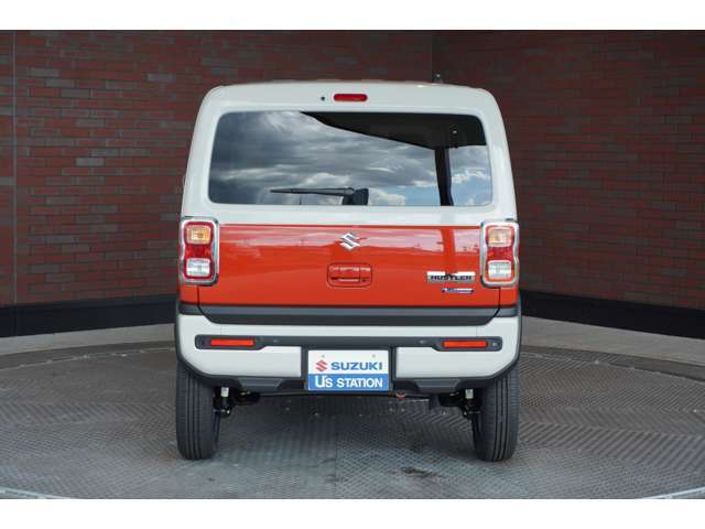 中古車でも★安心の純正オプション★を装着できるのが正規ディーラーでもある当店の強みです！