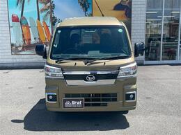 当社カスタムを施した自慢の一台です。自社で仕入れし、一台一台どのようなカスタムをするか、専門スタッフがデザインし、商品化しておりますので、個性光る一台に仕上がっております！！